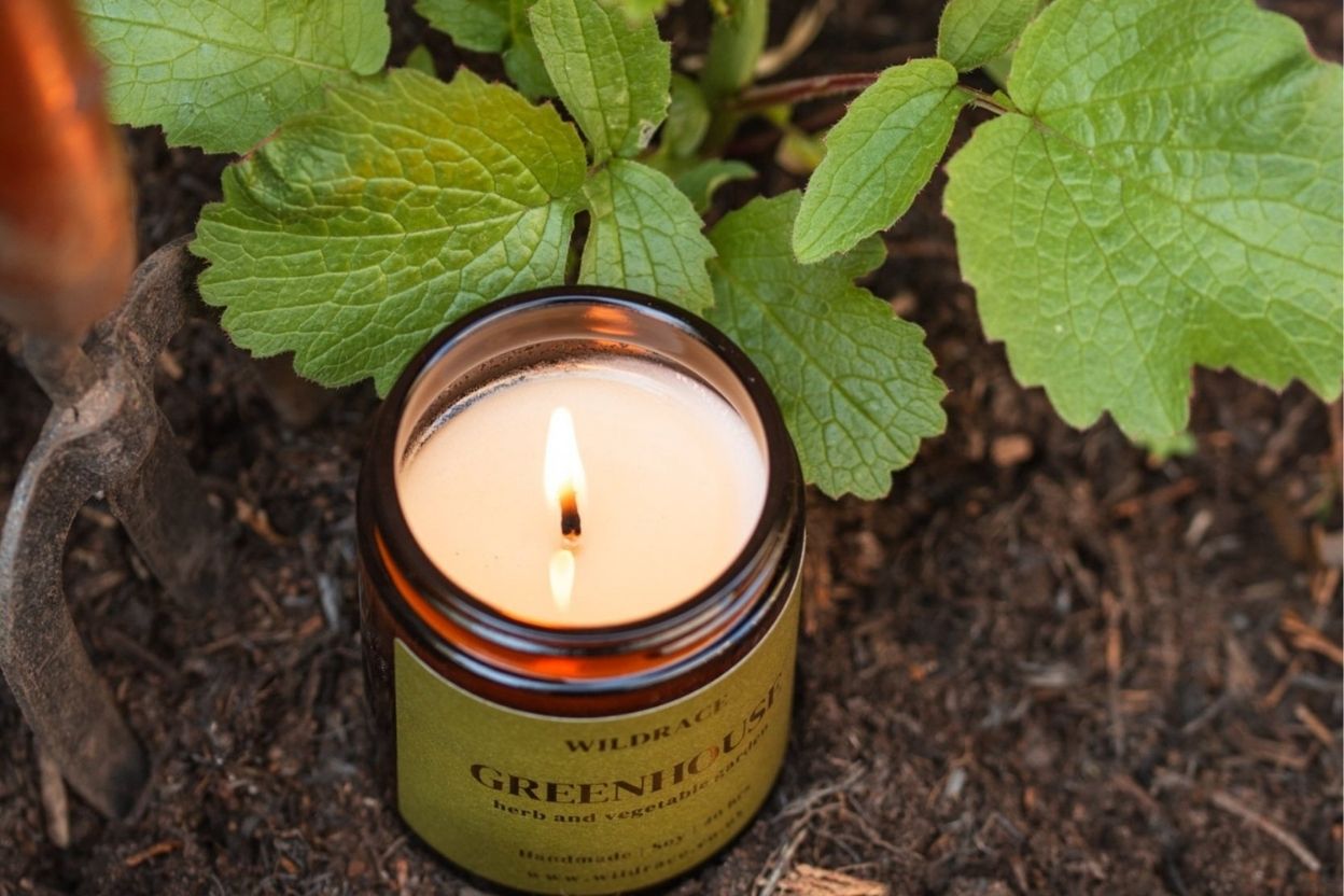 Greenhouse garden candle